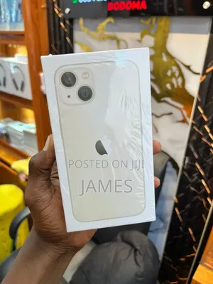 New Apple iPhone 13 128 GB White
