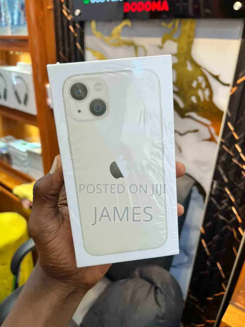 New Apple iPhone 13 128 GB White