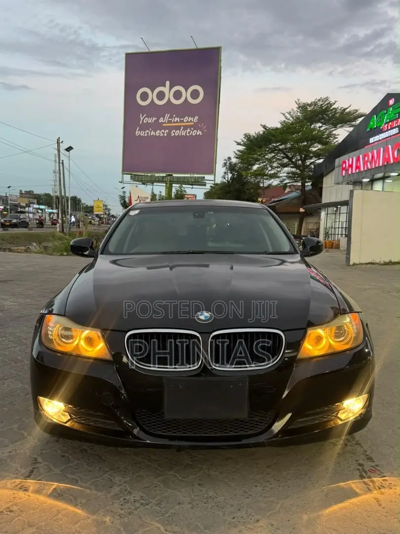 BMW 3 Series 2011 Black