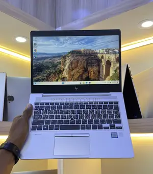 Laptop HP EliteBook 830 G6 16GB Intel Core i7 SSD 256GB