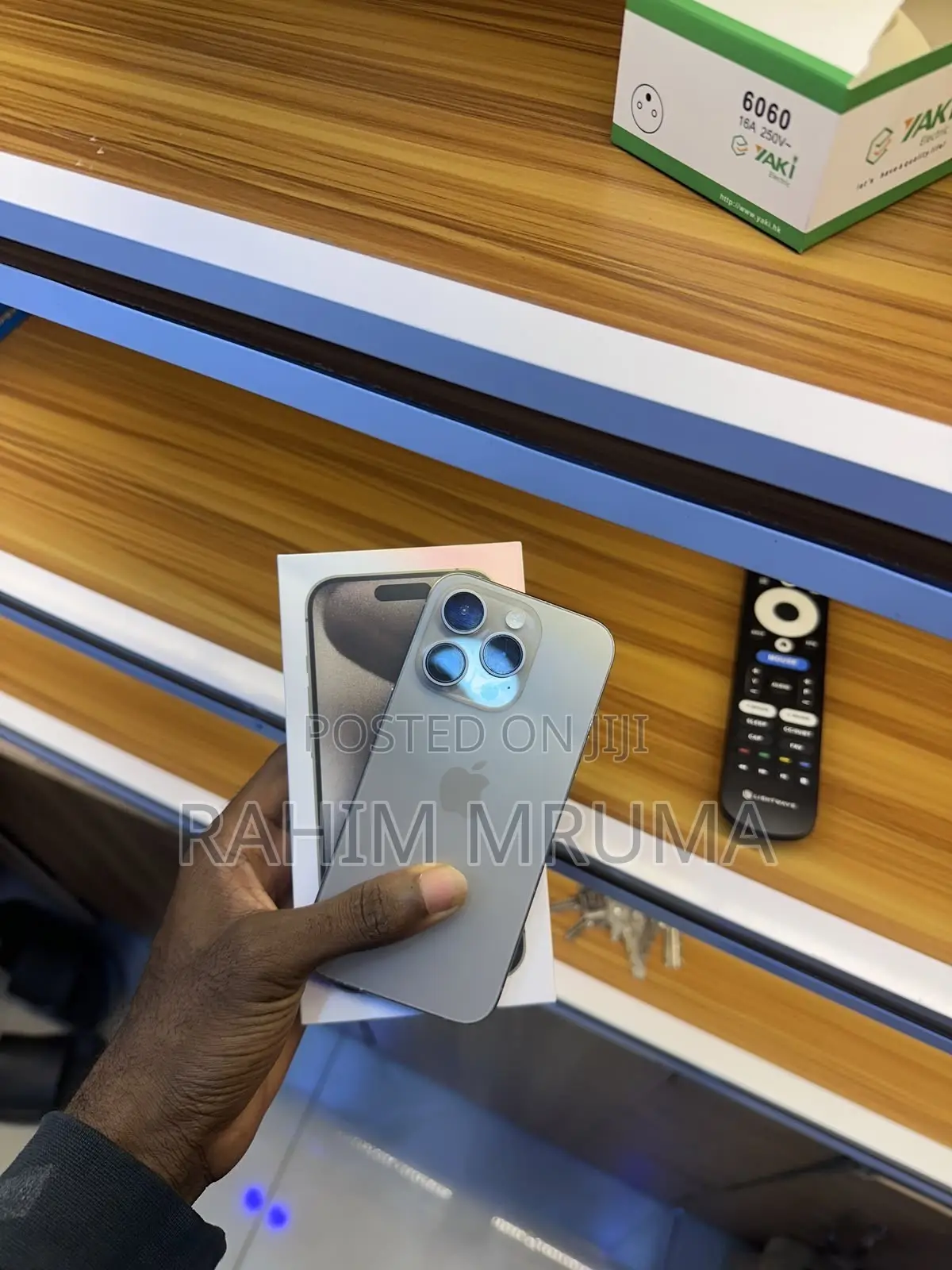 Apple iPhone 15 Pro Max 256 GB Gray