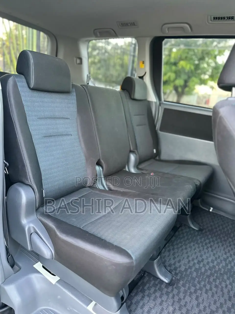 Toyota Voxy 2009 White