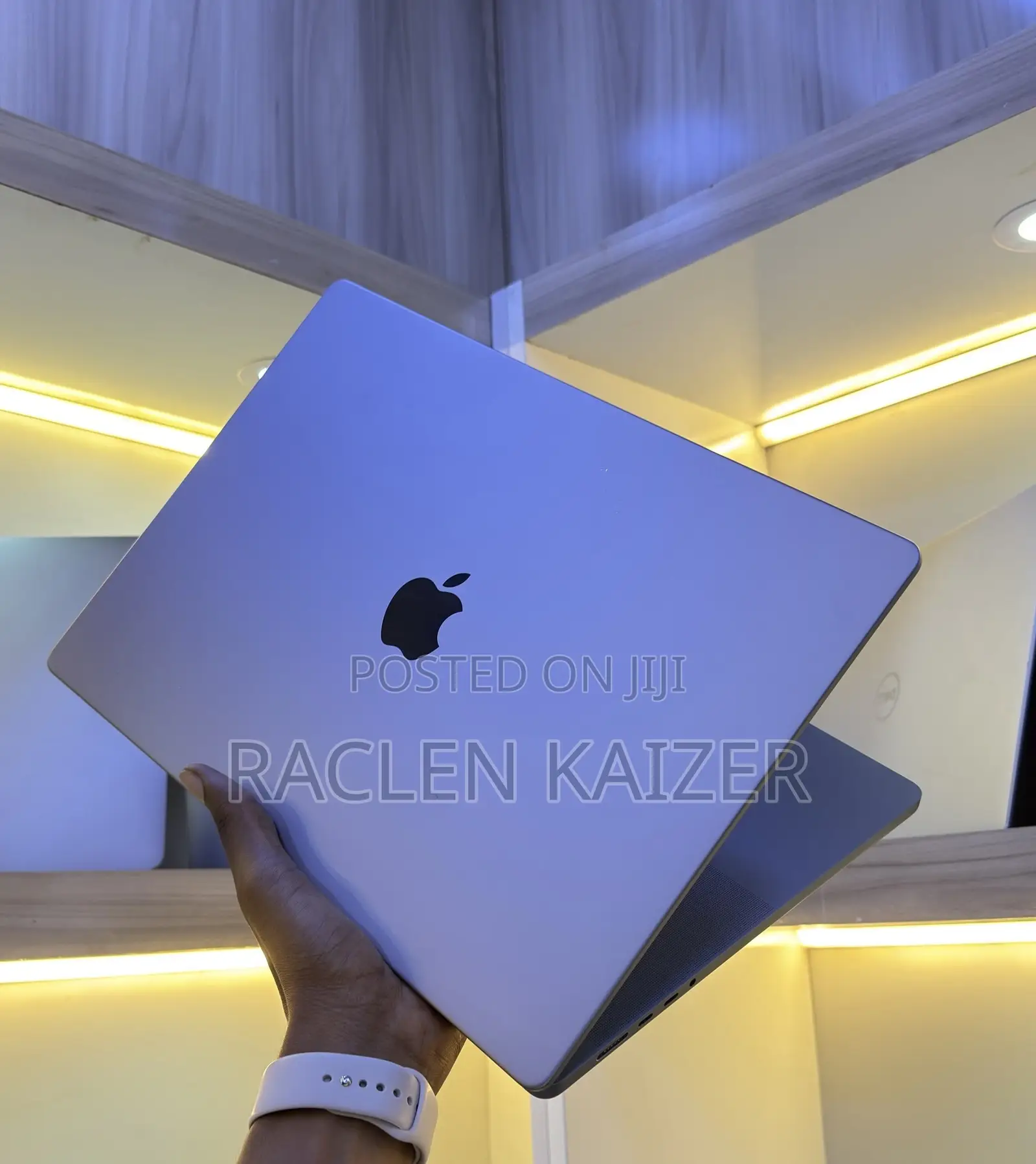 Laptop Apple MacBook Pro 2023 M2 16GB Apple M2 SSD 512GB