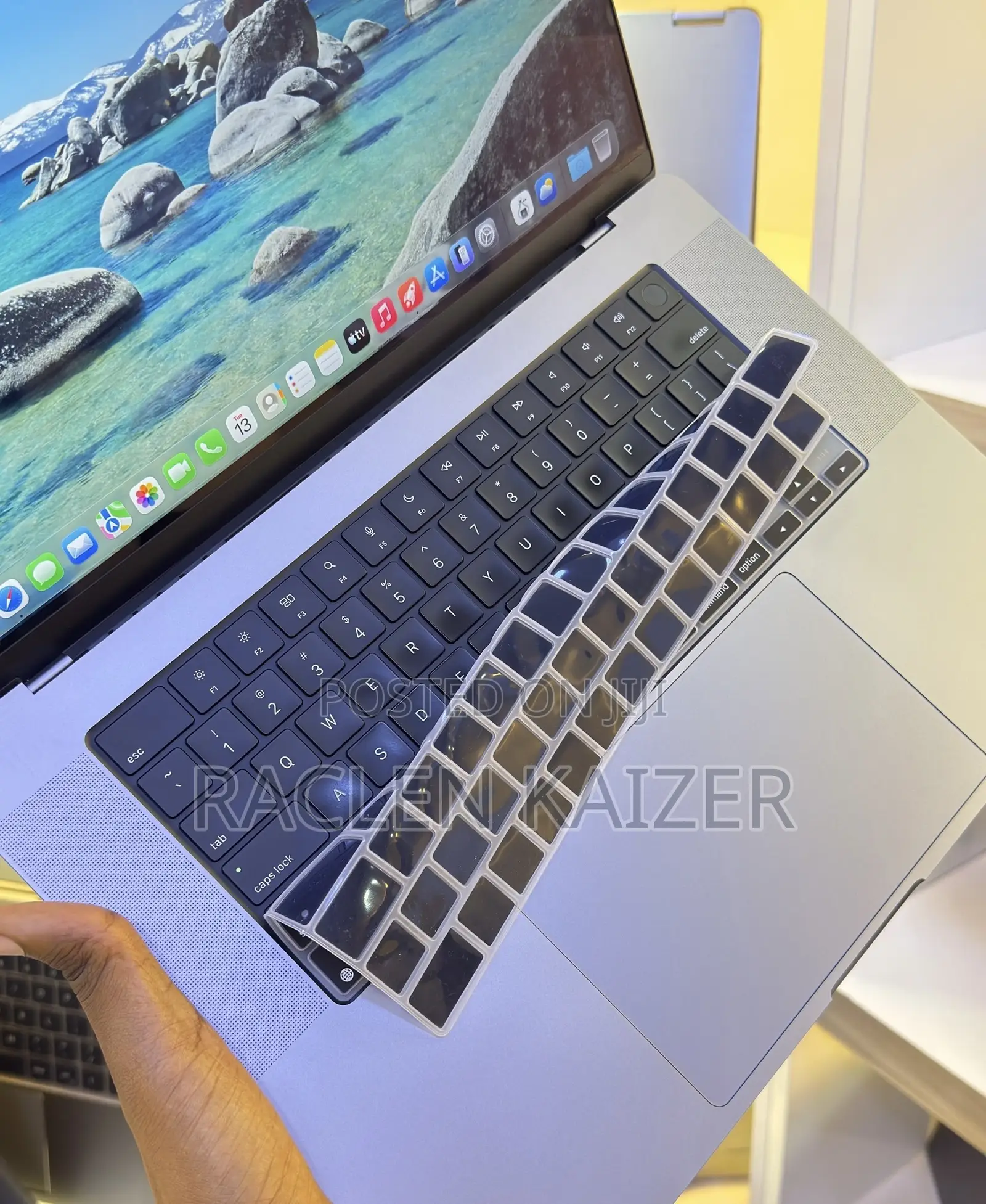 Laptop Apple MacBook Pro 2023 M2 16GB Apple M2 SSD 512GB