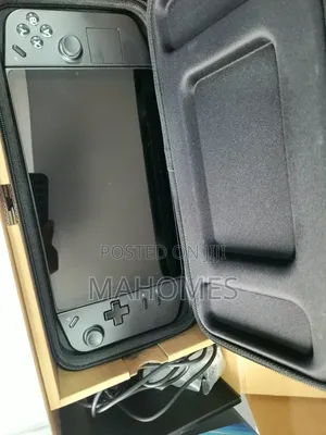Lenovo Legion Go 8APU1 Handheld 1tb/16gb