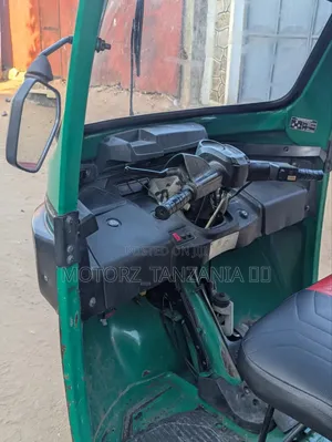 TVS King Deluxe Plus iTouch Start 2025 Green