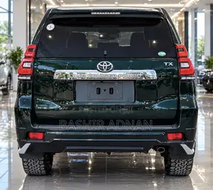 Toyota Land Cruiser Prado 2.8 2017 Green