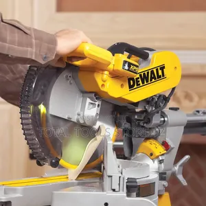 Dewalt Mitre Saw 1675W 12"