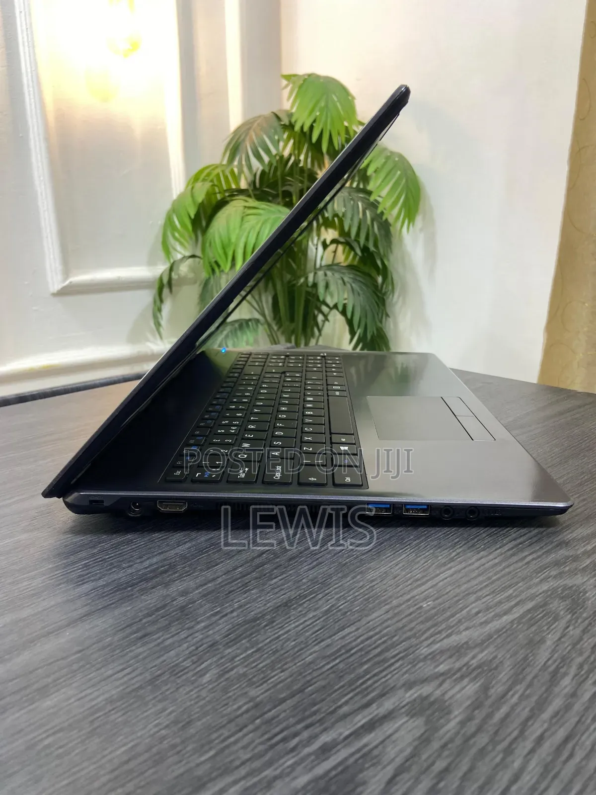 Laptop Stone Stone 8GB Intel Core i3 SSD 128GB