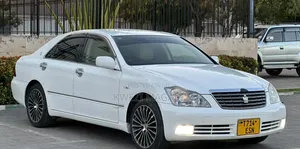 Toyota Crown 2006 White