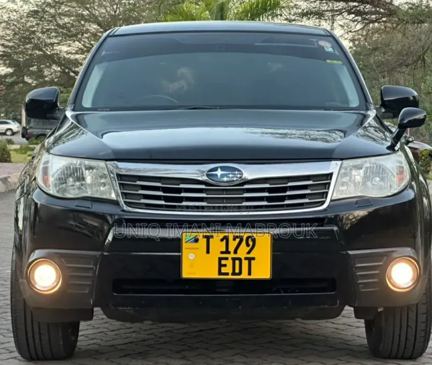 Subaru Forester 2010 Black