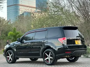 Subaru Forester 2010 Black