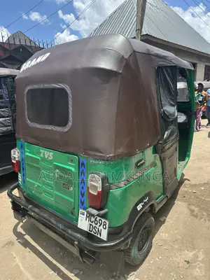 TVS King Deluxe Plus iTouch Start 2023 Green