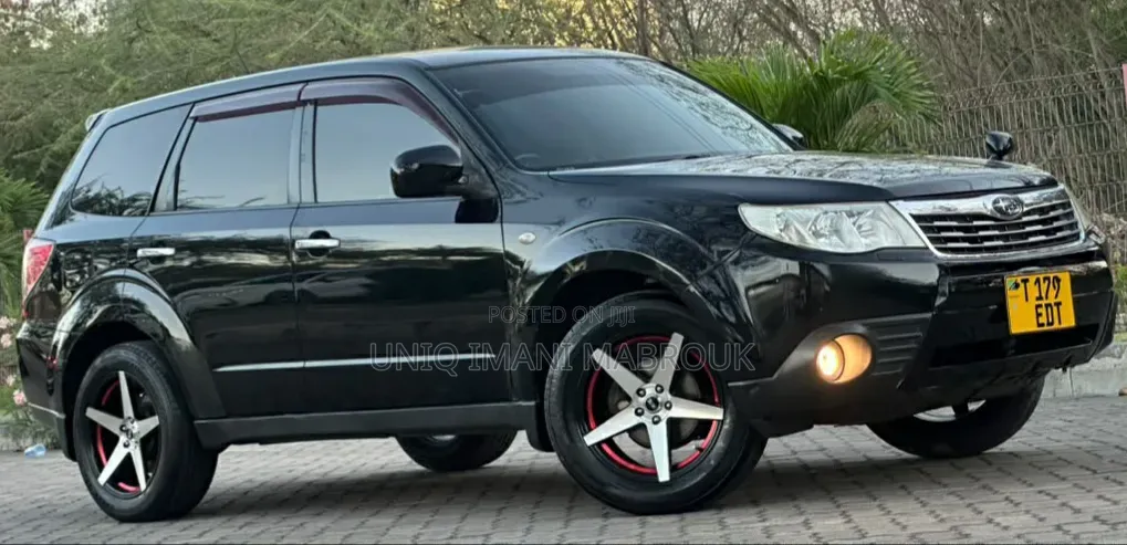 Subaru Forester 2010 Black