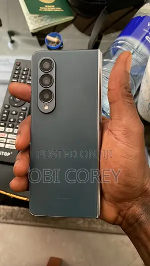Samsung Galaxy Z Fold4 256 GB Silver