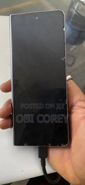 Samsung Galaxy Z Fold4 256 GB Silver