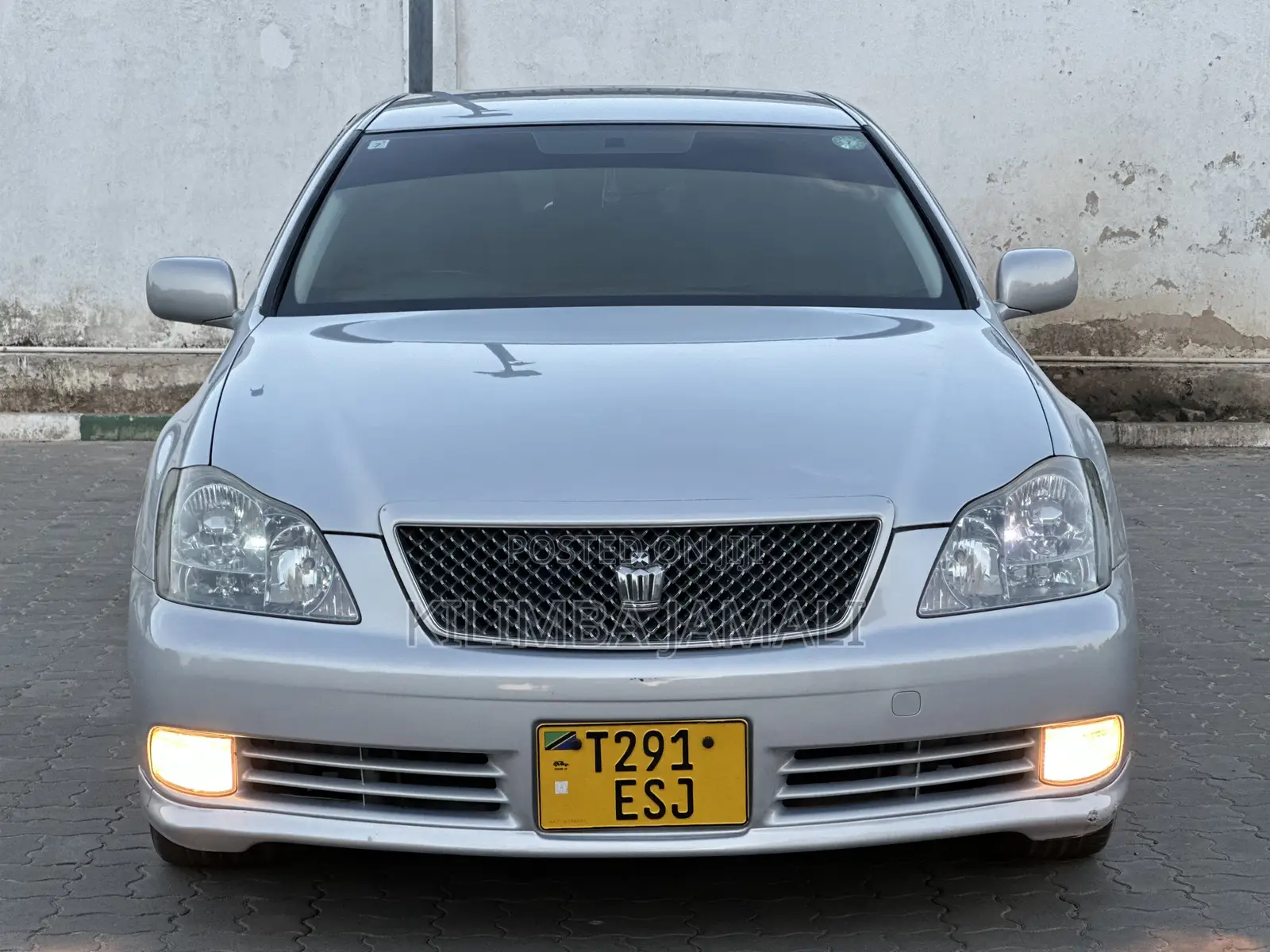 Toyota Crown 2006 Silver