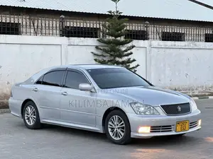 Toyota Crown 2006 Silver