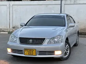 Toyota Crown 2006 Silver