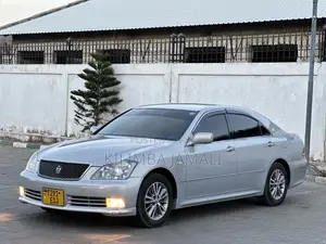 Toyota Crown 2006 Silver