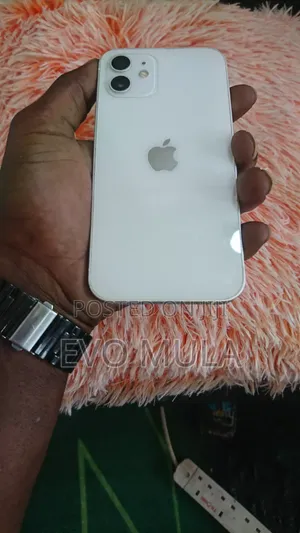 Apple iPhone 12 64 GB White
