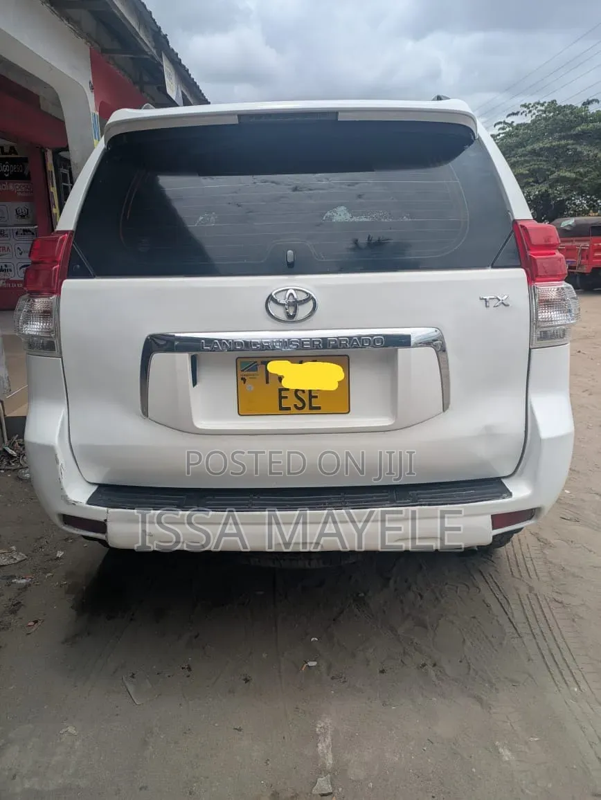 Toyota Land Cruiser Prado 4.0 Petrol TX 2007 White