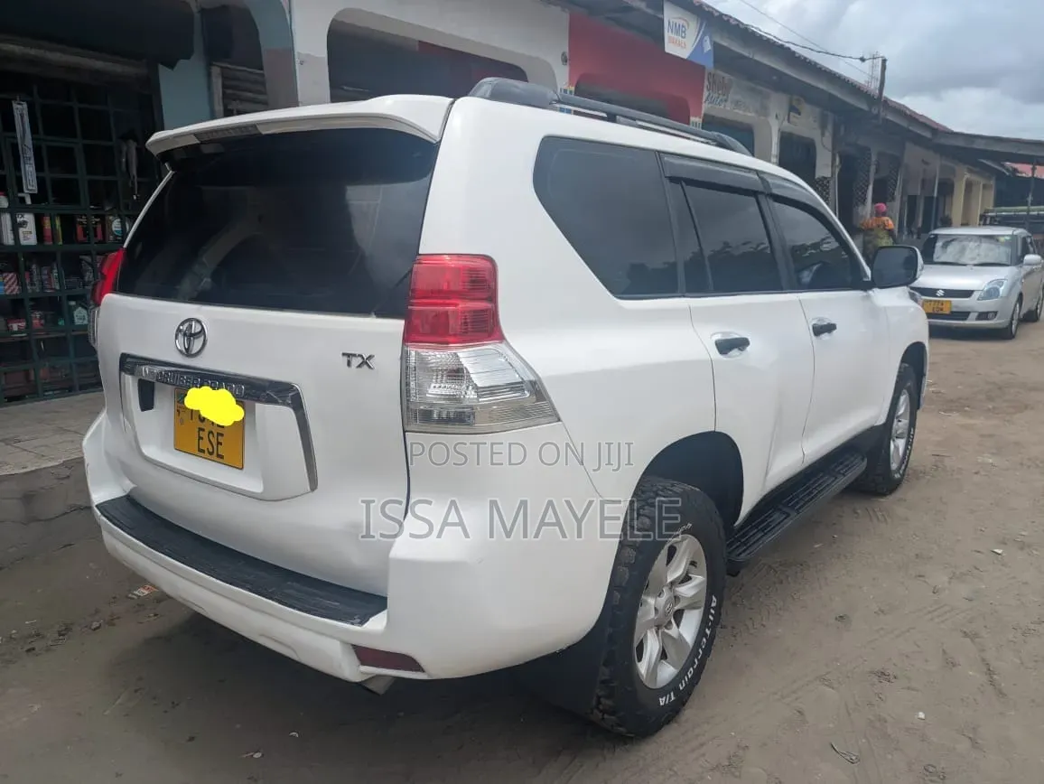 Toyota Land Cruiser Prado 4.0 Petrol TX 2007 White