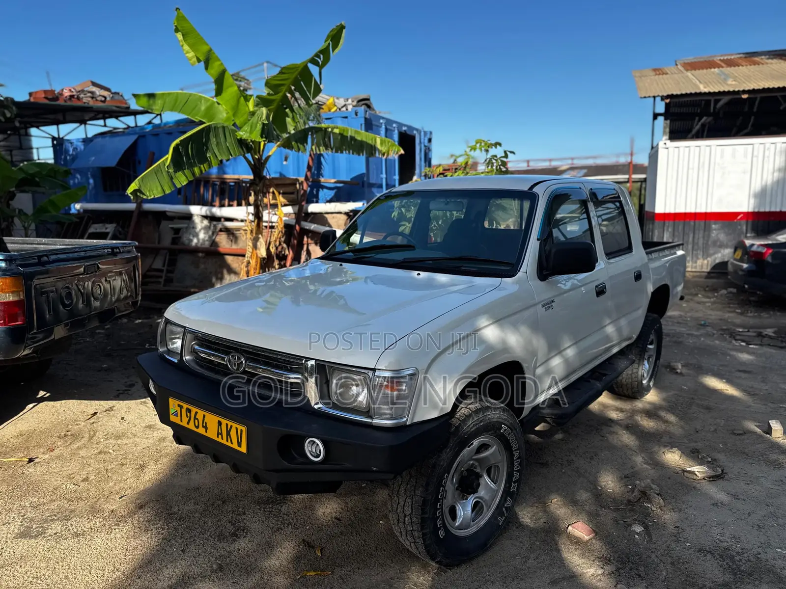 Toyota Hilux 1996 White