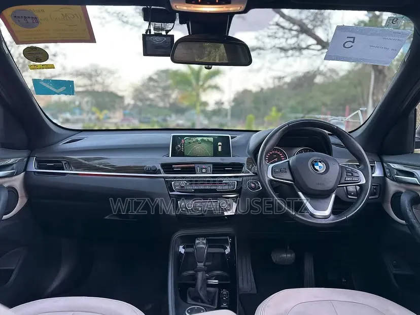 BMW X1 xDrive28i AWD 2016 Brown