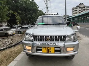 Toyota Land Cruiser Prado 3.0 D-4D 5dr 2000 Silver