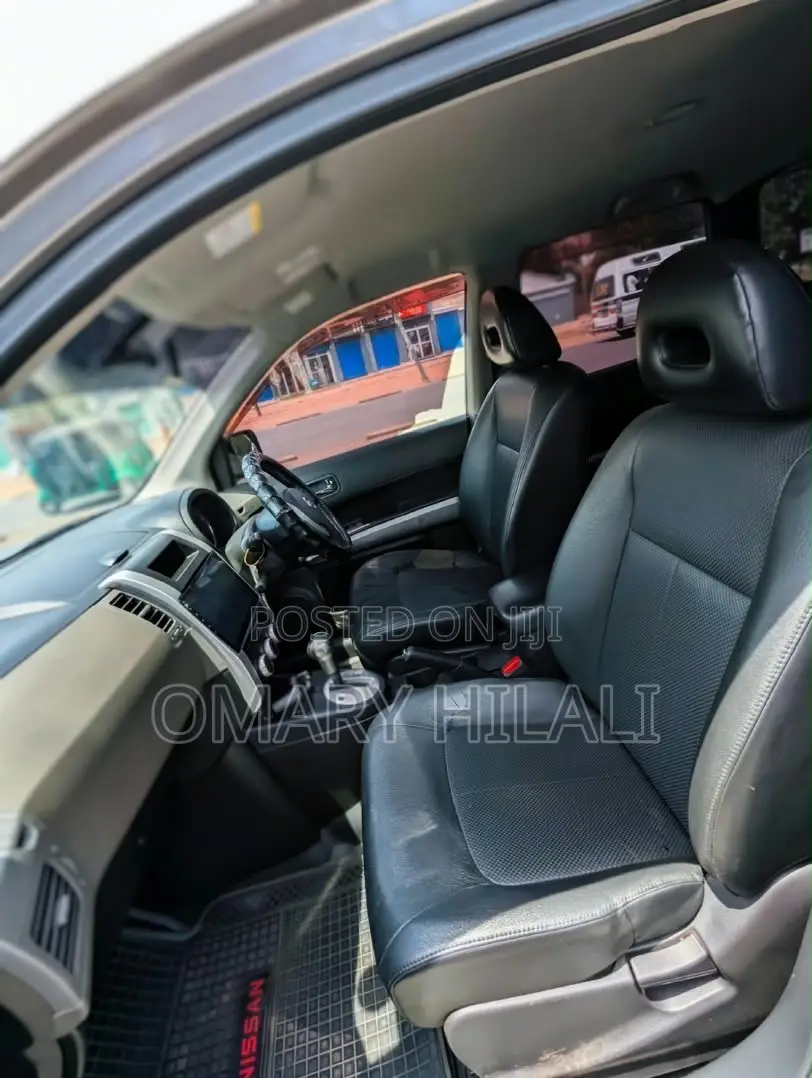 Nissan X-Trail 2018 Gray