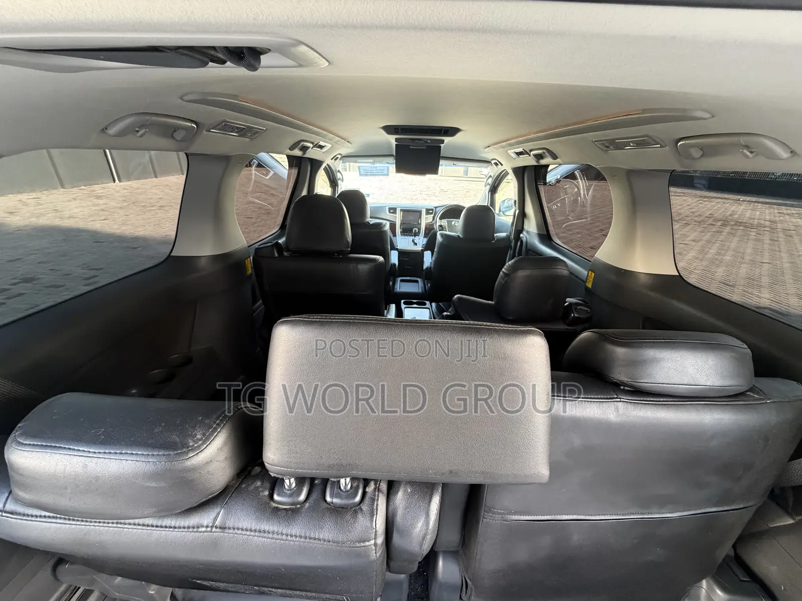 Toyota Alphard 2.4 Petrol FWD 2013 White