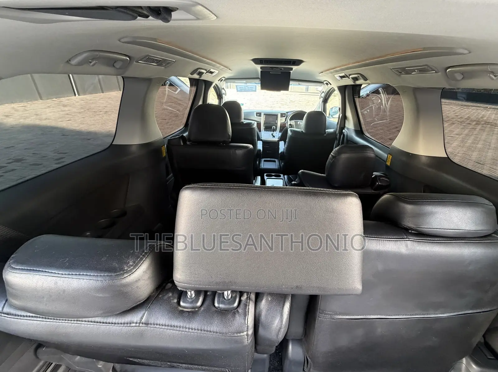 Toyota Alphard 2.4 Petrol AWD 2014 Pearl