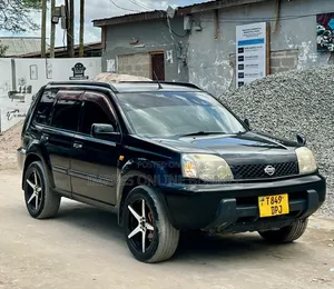 Nissan X-Trail 2005 Black