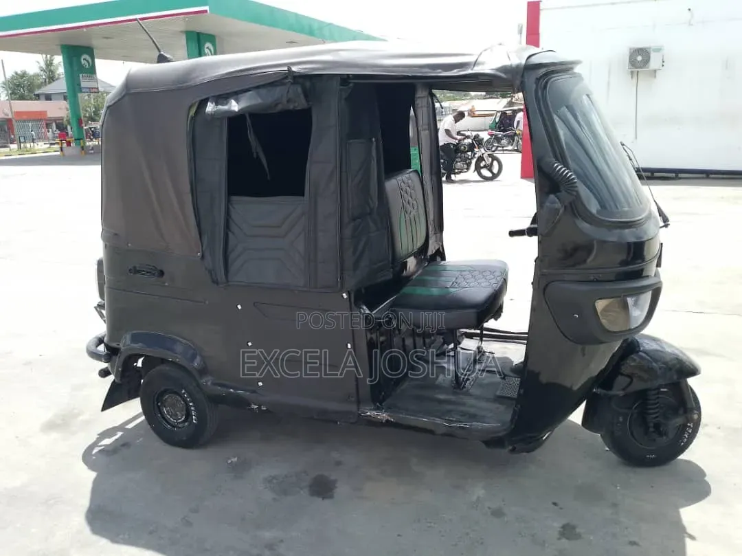 TVS King 2024 Black