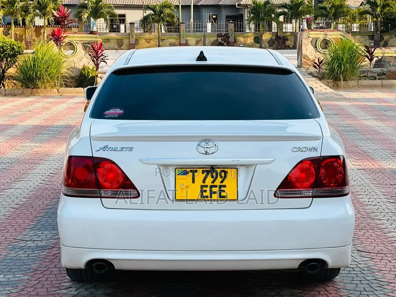 Toyota Crown 2006 White