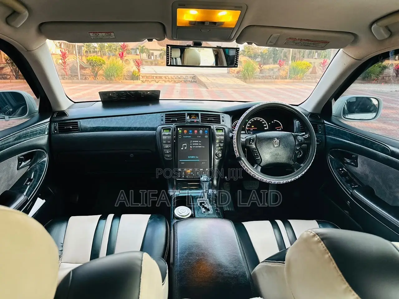 Toyota Crown 2006 White