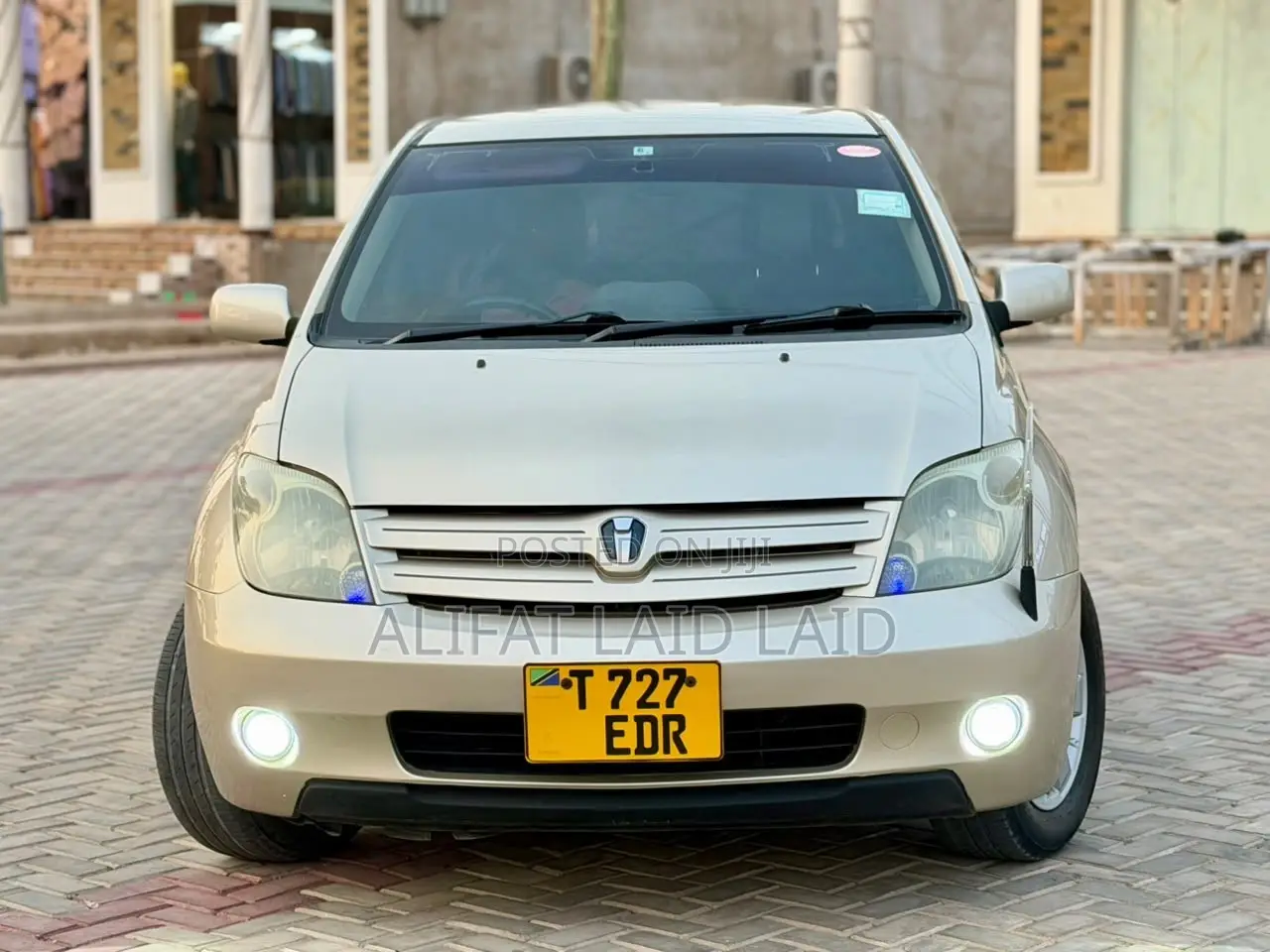 Toyota IST 2004 Gray