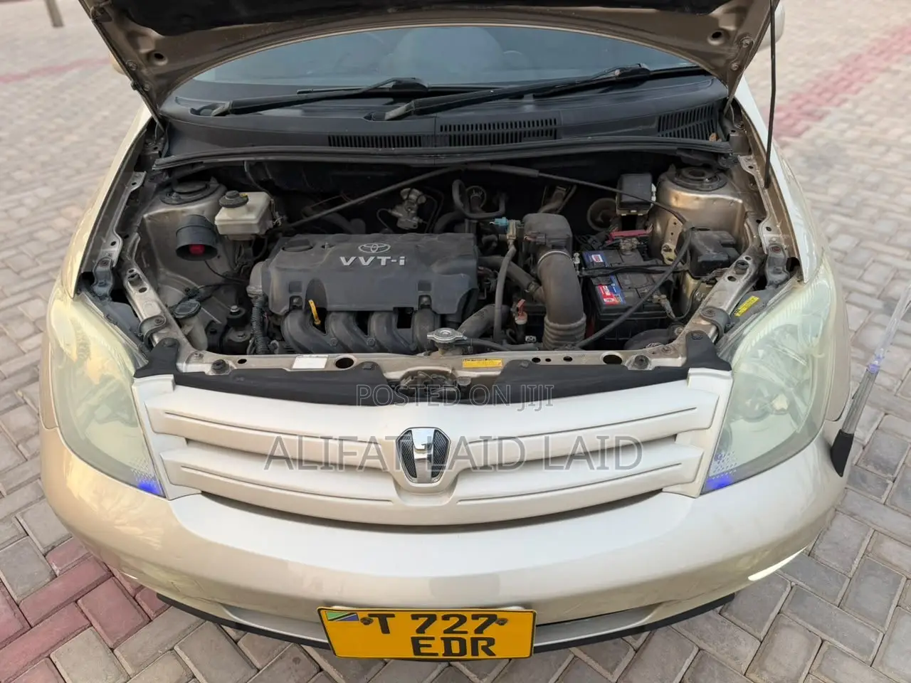 Toyota IST 2004 Gray