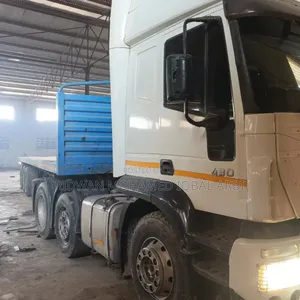 Complete Semi Truck and Trailer