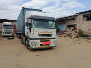 Complete Semi Truck and Trailer