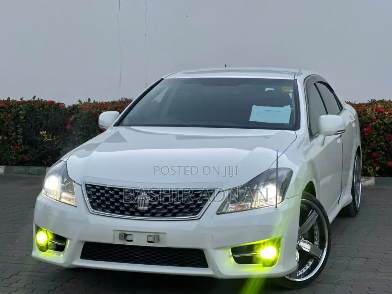 Toyota Crown 2012 White