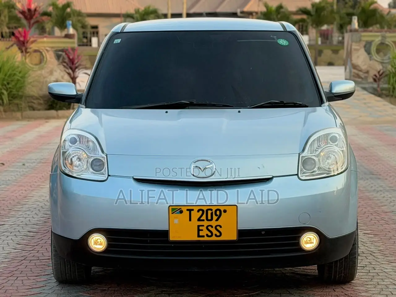 Mazda Verisa 2010 Blue