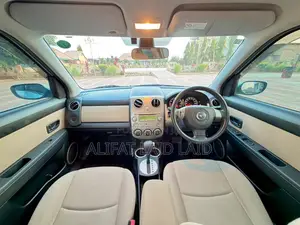 Mazda Verisa 2010 Blue