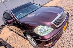 Toyota Brevis 2004 Gold