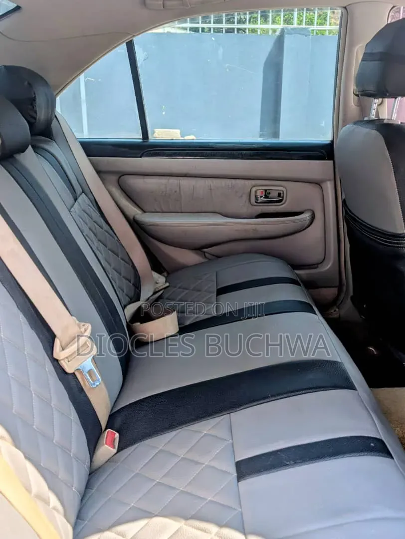 Toyota Brevis 2004 Gold