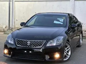 Toyota Crown 2012 Black
