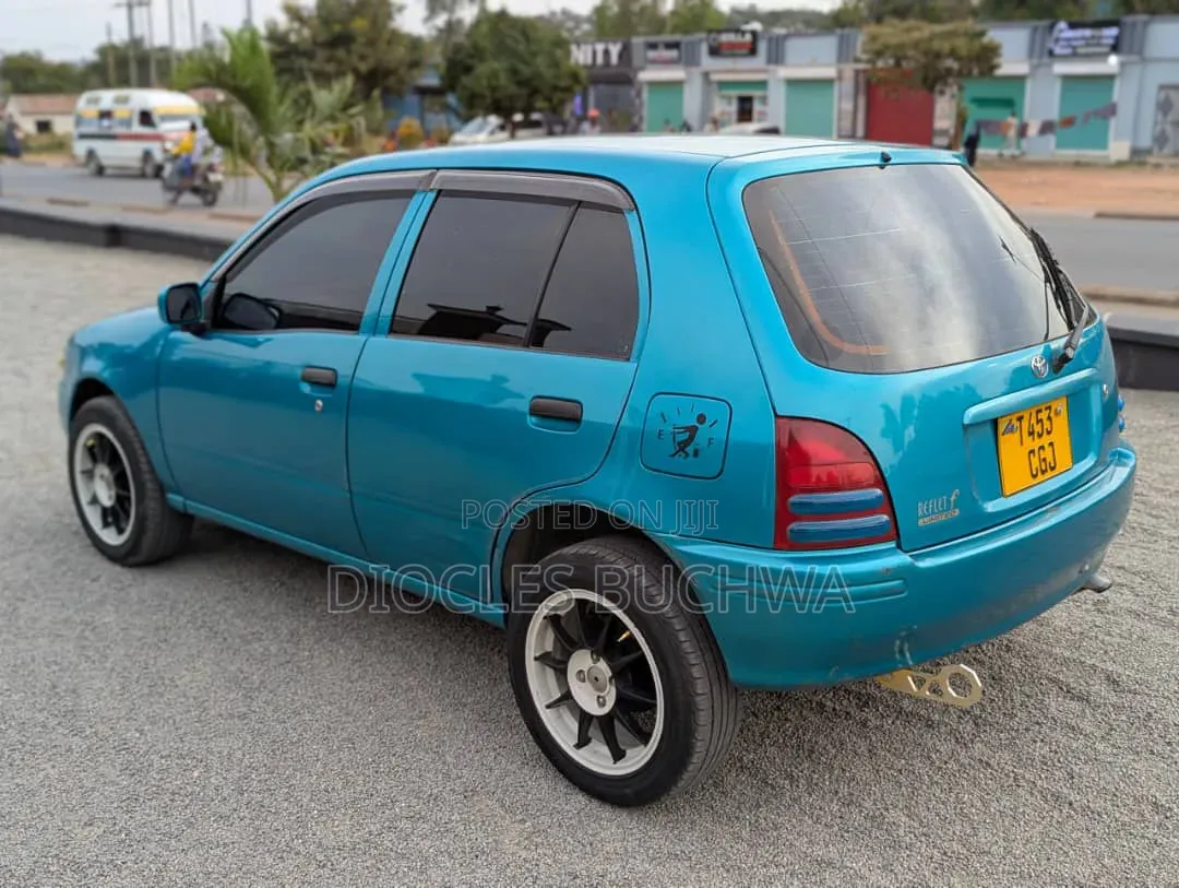 Toyota Starlet 2000