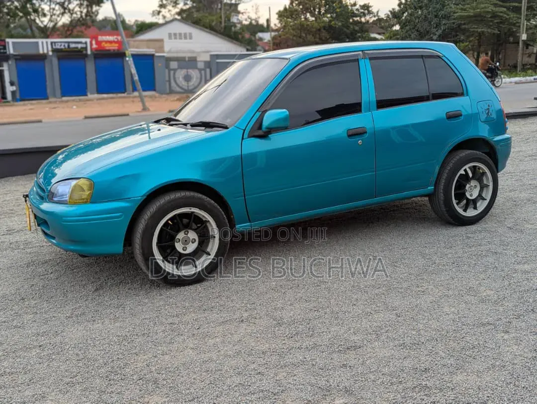 Toyota Starlet 2000