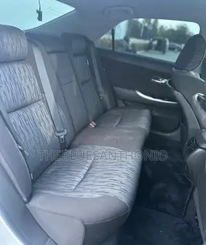 Toyota Crown 2012 Pearl